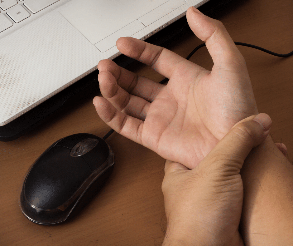 Treating Carpal Tunnel Syndrome feature photo